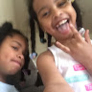 Meet your Posher, Juana